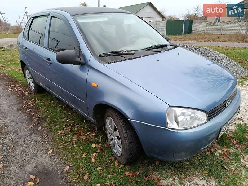 Седан ВАЗ / Lada 1118 Калина 2007 в Новой Водолаге