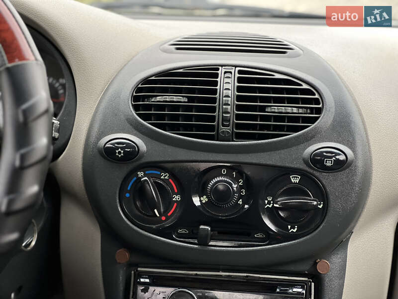 Седан ВАЗ / Lada 1118 Калина 2008 в Хмельницком