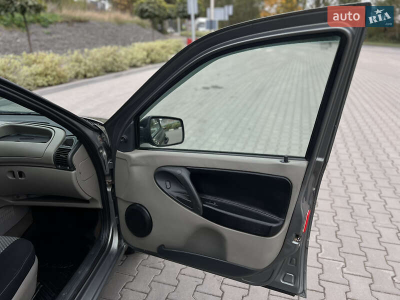 Седан ВАЗ / Lada 1118 Калина 2008 в Хмельницком