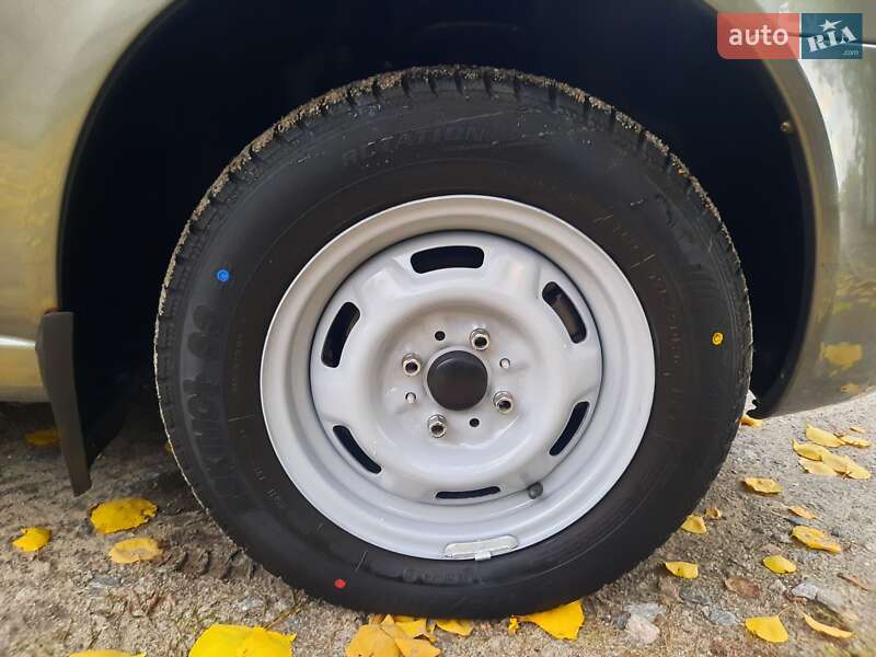 Седан ВАЗ / Lada 1118 Калина 2006 в Запорожье