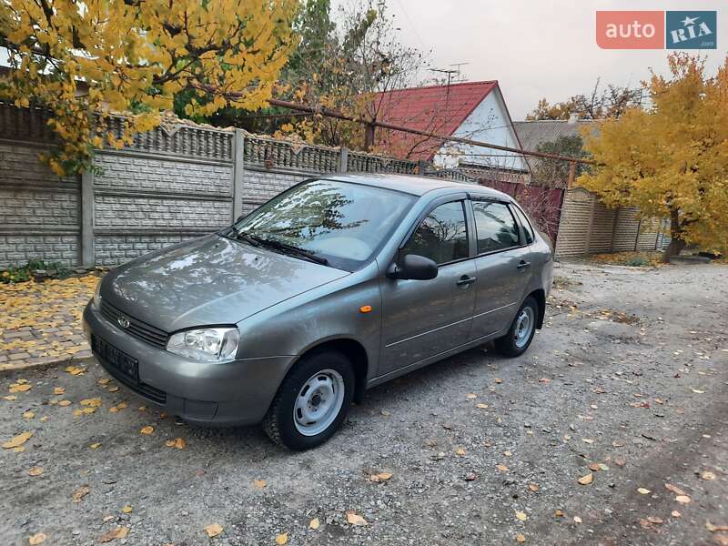 Седан ВАЗ / Lada 1118 Калина 2006 в Запорожье