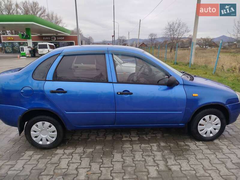 Седан ВАЗ / Lada 1118 Калина 2006 в Берегомете фото 2 Седан ВАЗ / Lada 1118 Калина 2006 в Берегомете