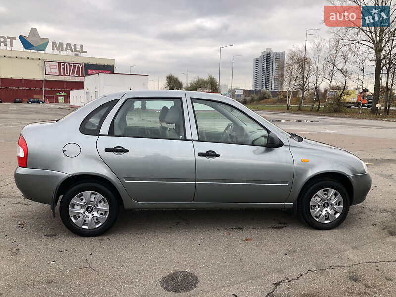 Седан ВАЗ / Lada 1118 Калина 2010 в Киеве фото 6 Седан ВАЗ / Lada 1118 Калина 2010 в Киеве