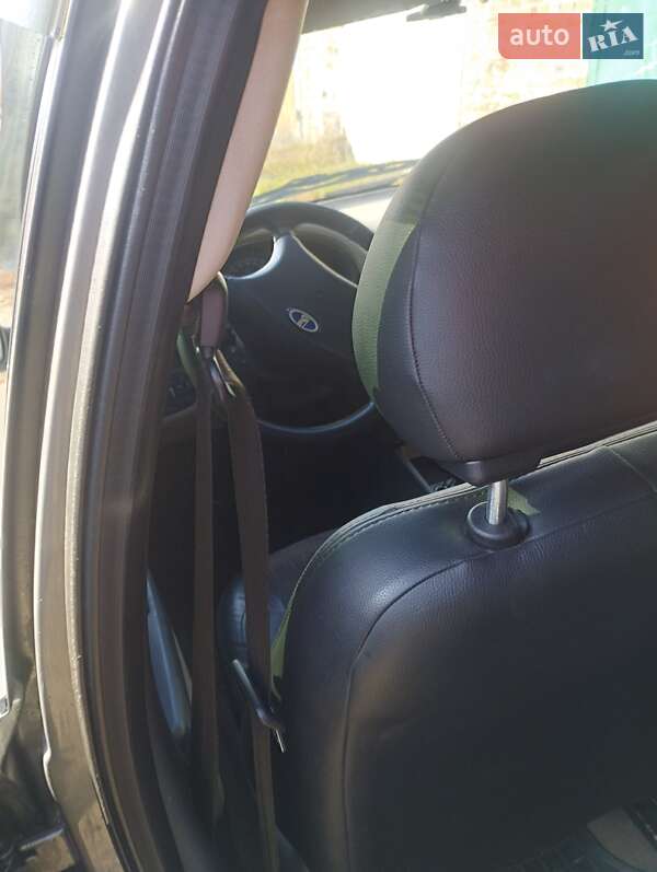 Седан ВАЗ / Lada 1118 Калина 2006 в Краснограді фото 8 Седан ВАЗ / Lada 1118 Калина 2006 в Краснограді