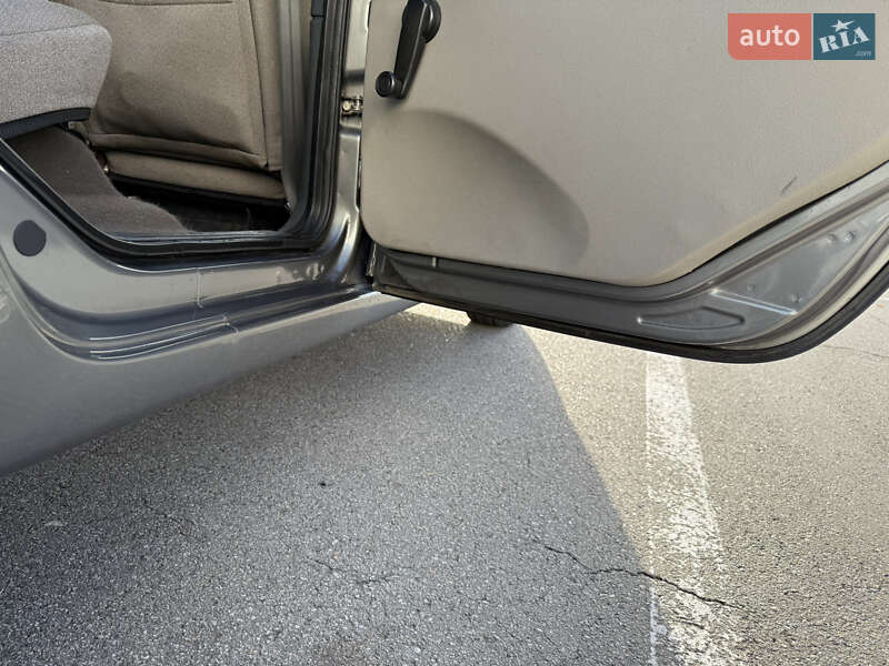 Седан ВАЗ / Lada 1118 Калина 2011 в Києві