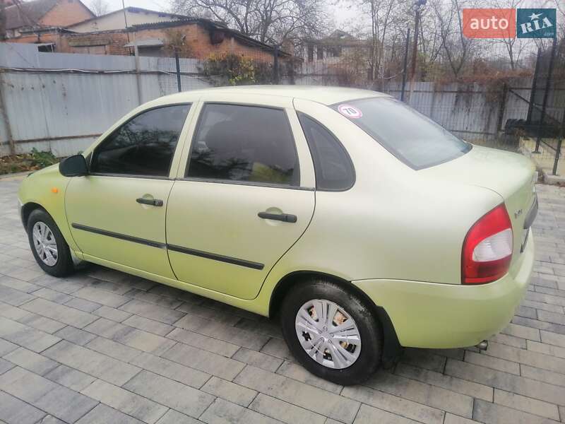 Седан ВАЗ / Lada 1118 Калина 2006 в Виннице