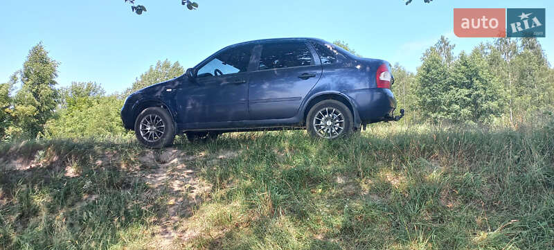 Седан ВАЗ / Lada 1118 Калина 2007 в Шостці