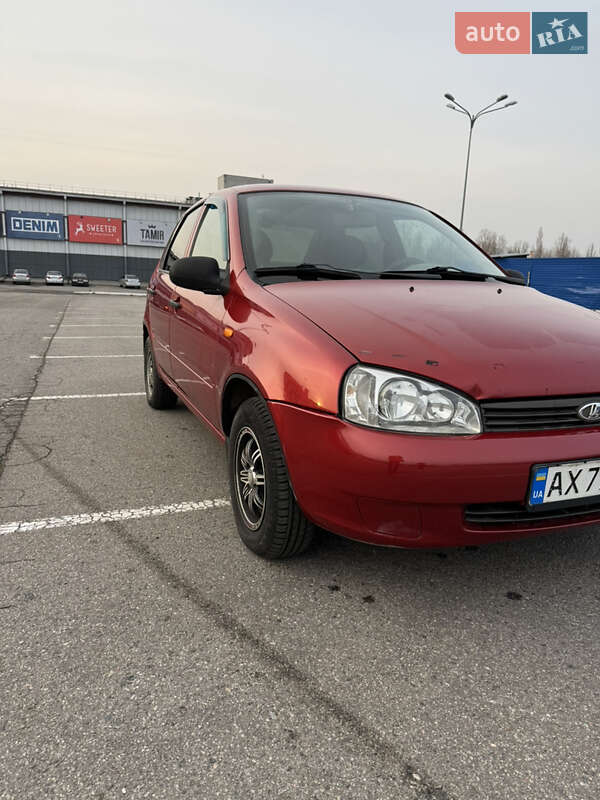 Седан ВАЗ / Lada 1118 Калина 2006 в Харькове