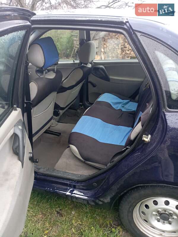 Седан ВАЗ / Lada 1118 Калина 2007 в Ужгороде