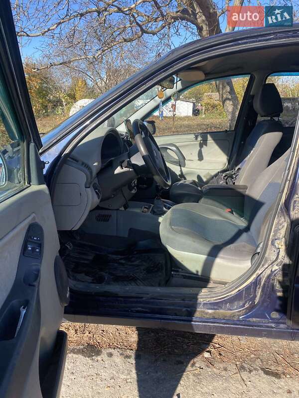 Седан ВАЗ / Lada 1118 Калина 2007 в Киеве фото 5 Седан ВАЗ / Lada 1118 Калина 2007 в Киеве