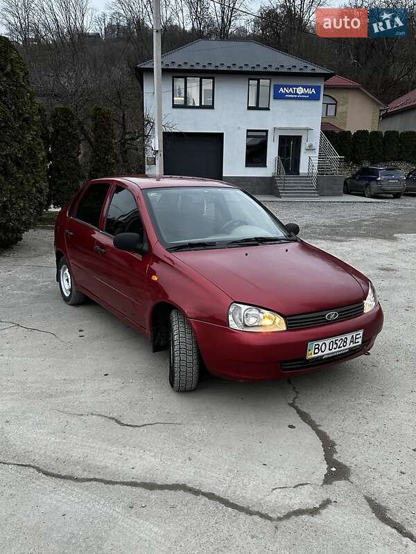 Седан ВАЗ / Lada 1118 Калина 2006 в Чорткові