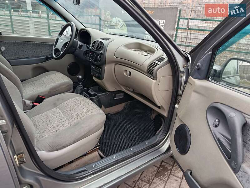 Седан ВАЗ / Lada 1118 Калина 2007 в Кривом Роге