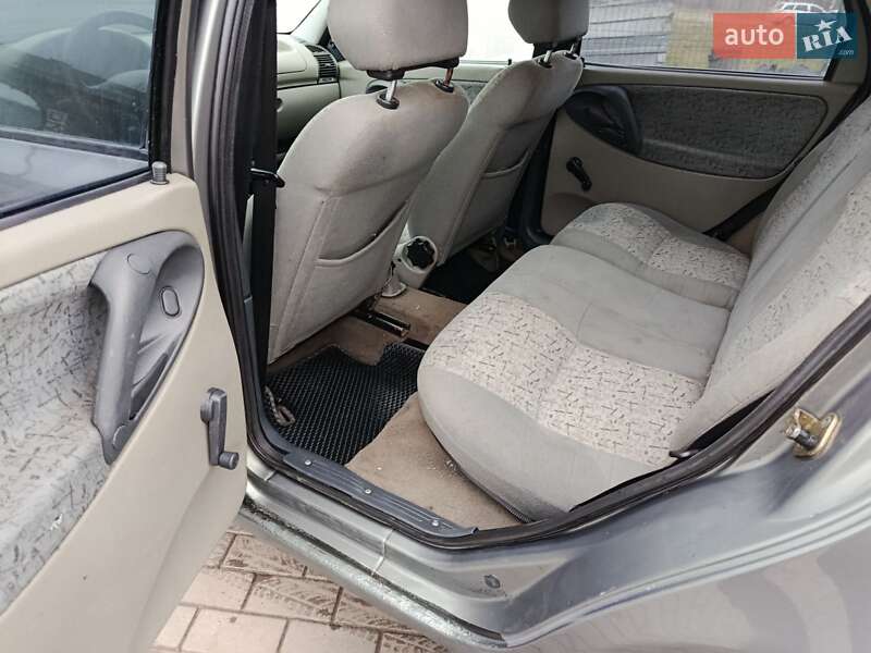Седан ВАЗ / Lada 1118 Калина 2007 в Кривом Роге