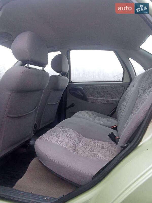 Седан ВАЗ / Lada 1118 Калина 2006 в Чуднове фото 8 Седан ВАЗ / Lada 1118 Калина 2006 в Чуднове