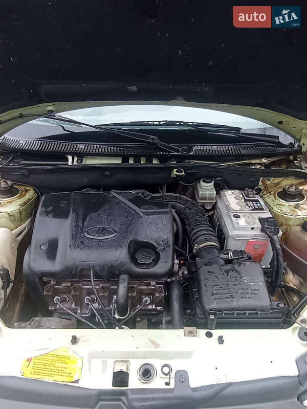 Седан ВАЗ / Lada 1118 Калина 2006 в Чуднове фото 12 Седан ВАЗ / Lada 1118 Калина 2006 в Чуднове