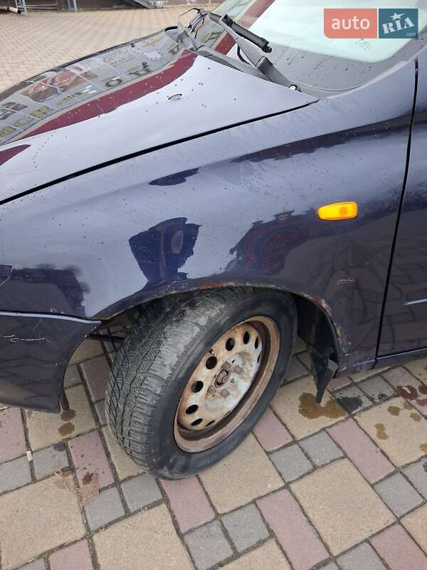 Седан ВАЗ / Lada 1118 Калина 2007 в Гайсине