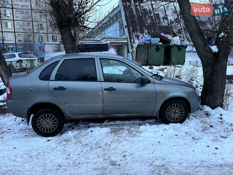 Седан ВАЗ / Lada 1118 Калина 2010 в Дніпрі