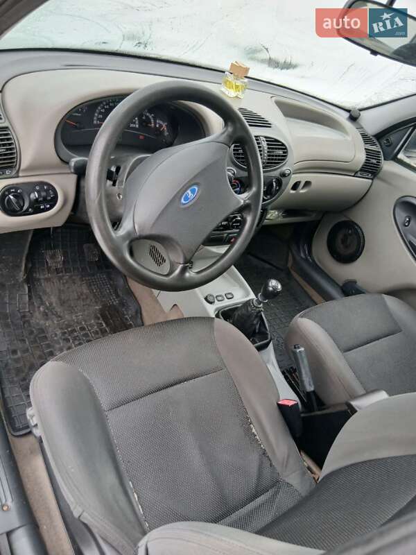 ВАЗ / Lada 1118 Калина 2006