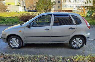 Хэтчбек ВАЗ / Lada 1119 Калина 2007 в Городке