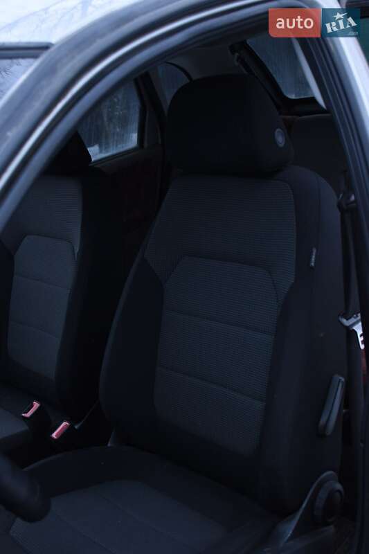 Хэтчбек ВАЗ / Lada 1119 Калина 2007 в Богодухове