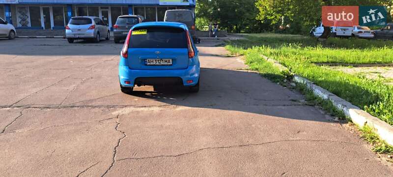 Хетчбек ВАЗ / Lada 1119 Калина 2009 в Слов'янську