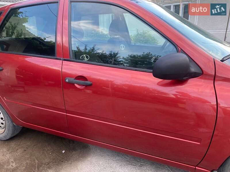 Хэтчбек ВАЗ / Lada 1119 Калина 2008 в Долине