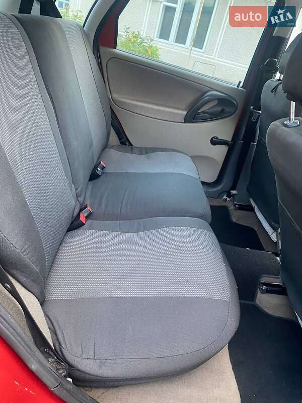 Хэтчбек ВАЗ / Lada 1119 Калина 2008 в Долине