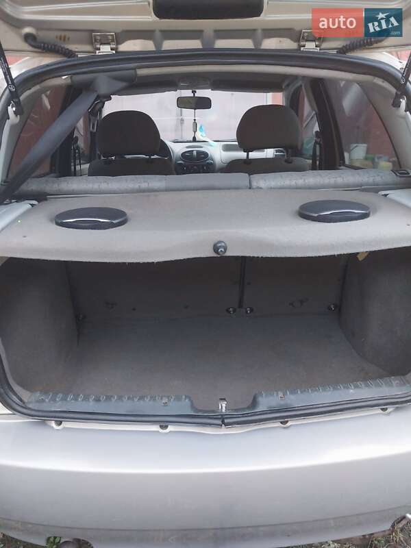 Хэтчбек ВАЗ / Lada 1119 Калина 2007 в Чернигове