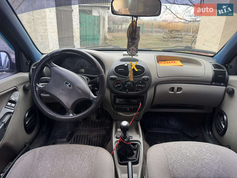 Хэтчбек ВАЗ / Lada 1119 Калина 2008 в Золотоноше