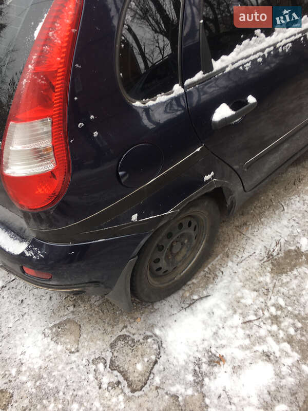 Хэтчбек ВАЗ / Lada 1119 Калина 2007 в Киеве