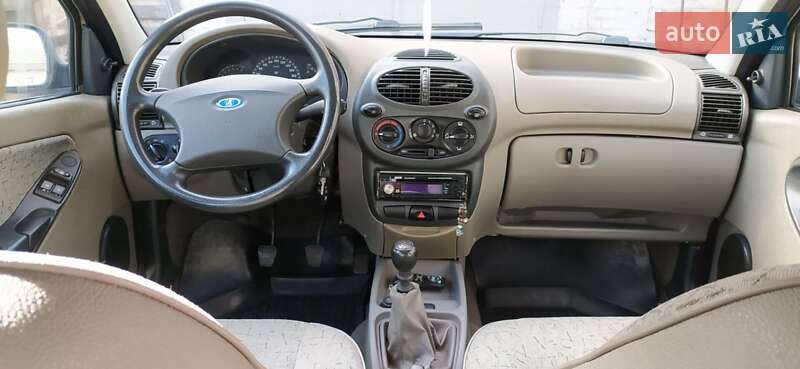 Хетчбек ВАЗ / Lada 1119 Калина 2008 в Кременчуці