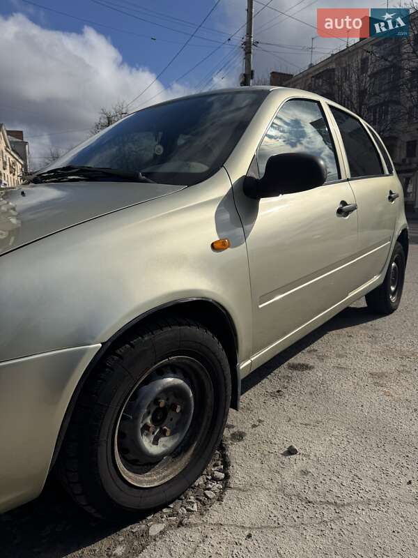 Хетчбек ВАЗ / Lada 1119 Калина 2008 в Житомирі