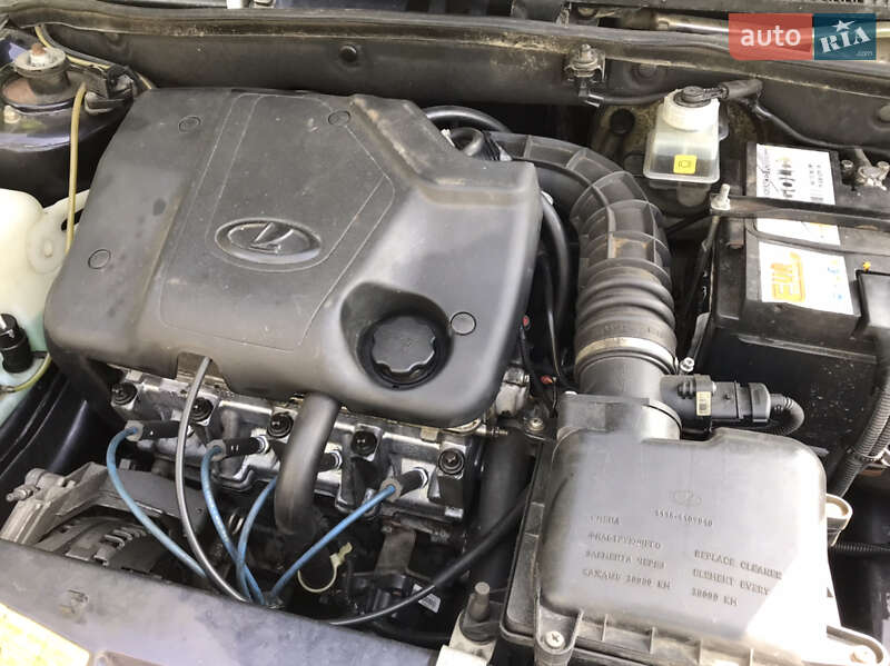 Хэтчбек ВАЗ / Lada 1119 Калина 2008 в Ровно