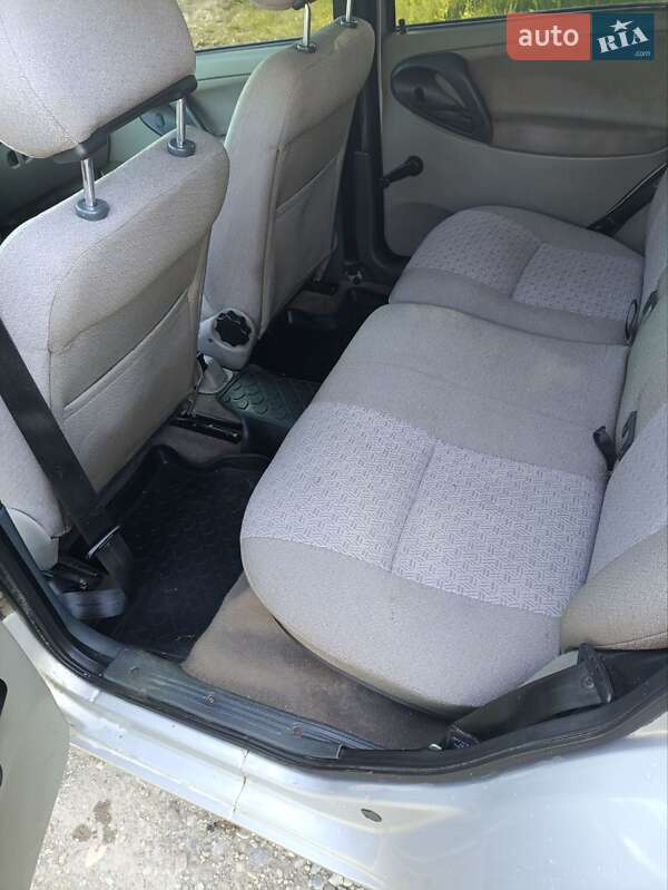 Хетчбек ВАЗ / Lada 1119 Калина 2008 в Чудеї фото 11 Хетчбек ВАЗ / Lada 1119 Калина 2008 в Чудеї