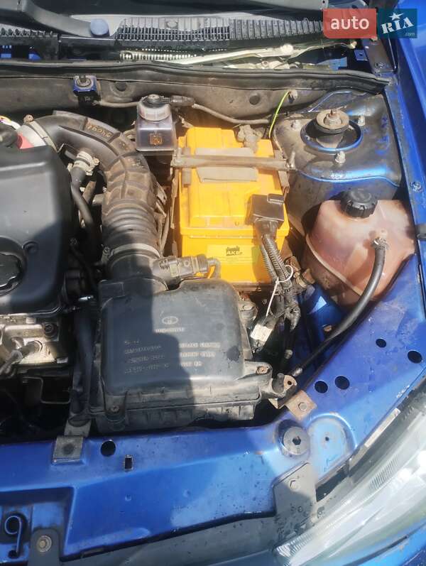 Хэтчбек ВАЗ / Lada 1119 Калина 2007 в Олевске