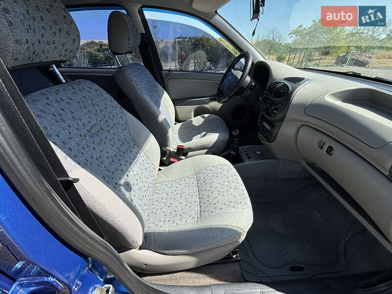 Хетчбек ВАЗ / Lada 1119 Калина 2008 в Южному