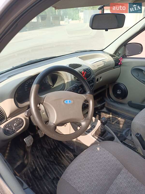 Хэтчбек ВАЗ / Lada 1119 Калина 2008 в Днепре