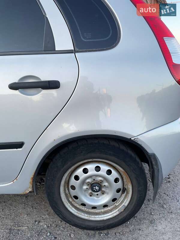 Хэтчбек ВАЗ / Lada 1119 Калина 2007 в Полтаве фото 6 Хэтчбек ВАЗ / Lada 1119 Калина 2007 в Полтаве