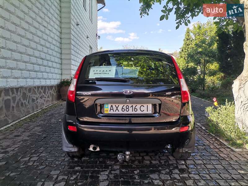 Хэтчбек ВАЗ / Lada 1119 Калина 2011 в Харькове