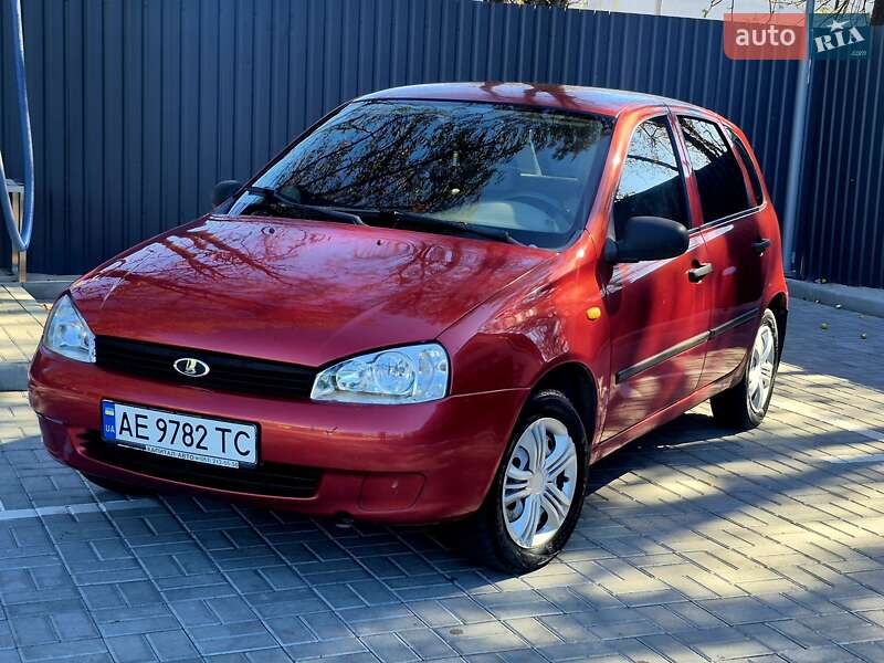 Хэтчбек ВАЗ 1119 Калина 2008 в 