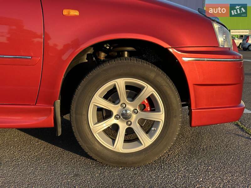 Хэтчбек ВАЗ / Lada 1119 Калина 2007 в Одессе фото 10 Хэтчбек ВАЗ / Lada 1119 Калина 2007 в Одессе