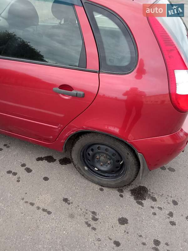 Хэтчбек ВАЗ / Lada 1119 Калина 2008 в Староконстантинове фото 6 Хэтчбек ВАЗ / Lada 1119 Калина 2008 в Староконстантинове