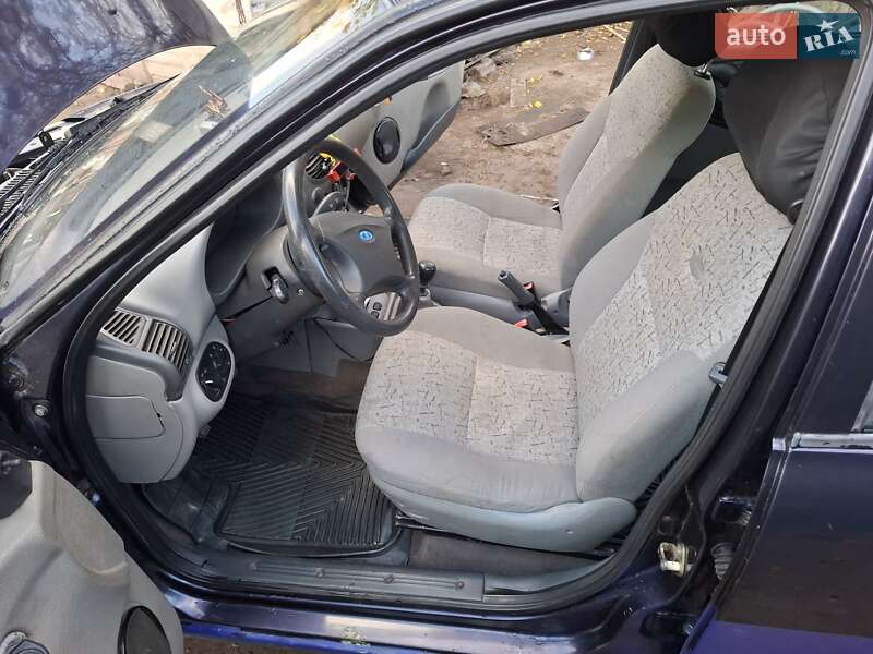 Хэтчбек ВАЗ / Lada 1119 Калина 2007 в Виннице