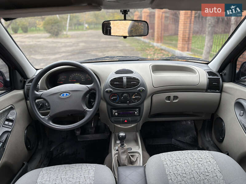 Хэтчбек ВАЗ / Lada 1119 Калина 2007 в Николаеве