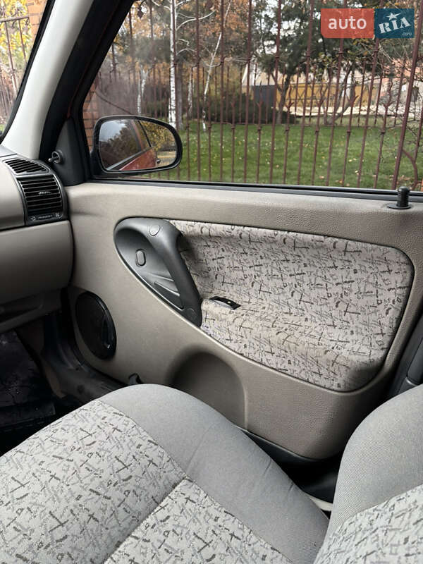 Хэтчбек ВАЗ / Lada 1119 Калина 2007 в Николаеве