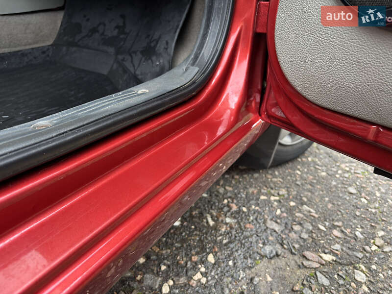 Хэтчбек ВАЗ / Lada 1119 Калина 2007 в Николаеве