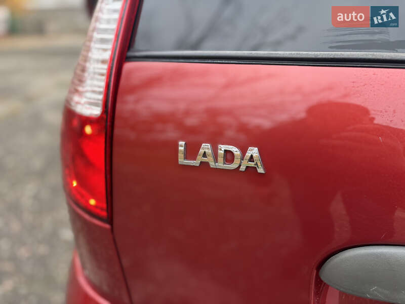 Хэтчбек ВАЗ / Lada 1119 Калина 2007 в Николаеве