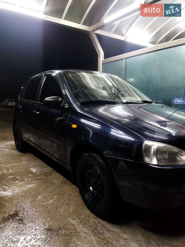 Хетчбек ВАЗ / Lada 1119 Калина 2007 в Черкасах фото 2 Хетчбек ВАЗ / Lada 1119 Калина 2007 в Черкасах