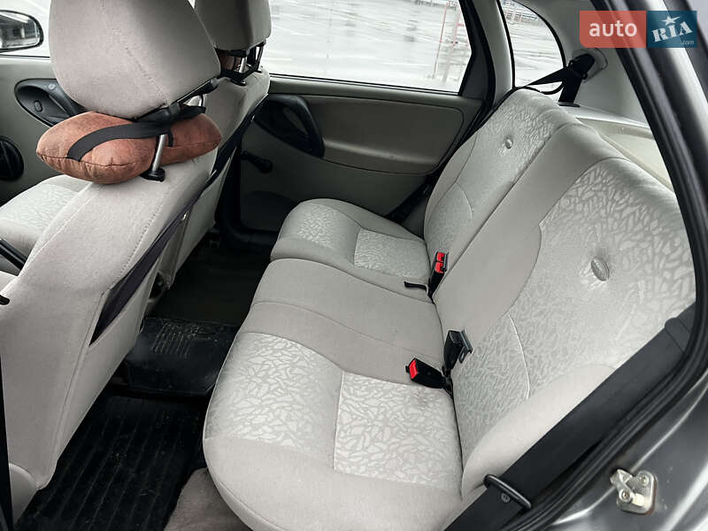 Хэтчбек ВАЗ / Lada 1119 Калина 2008 в Киеве