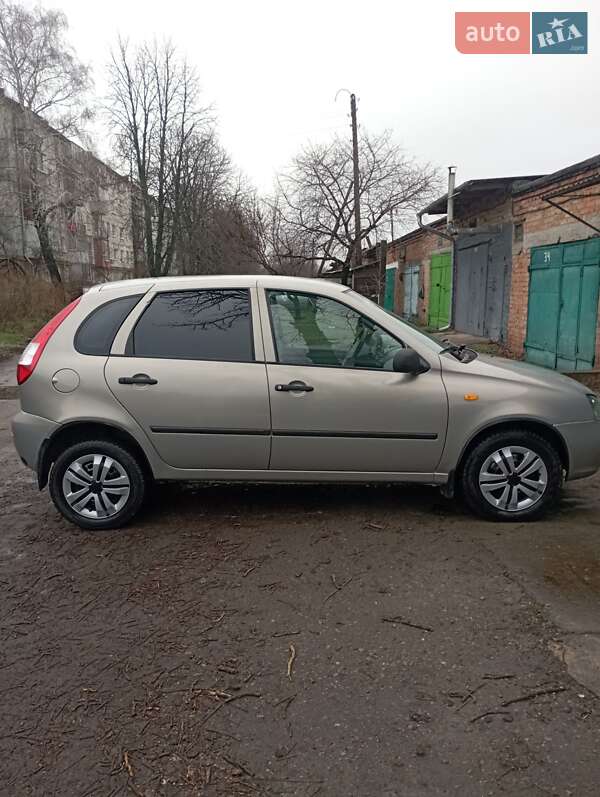 Хэтчбек ВАЗ / Lada 1119 Калина 2007 в Нежине